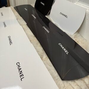 CHANEL BLACK AND WHITE ENVELOPE BOXES
4” x 4”